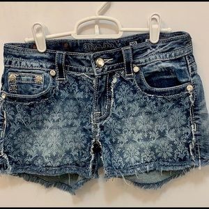 Women’s shorts